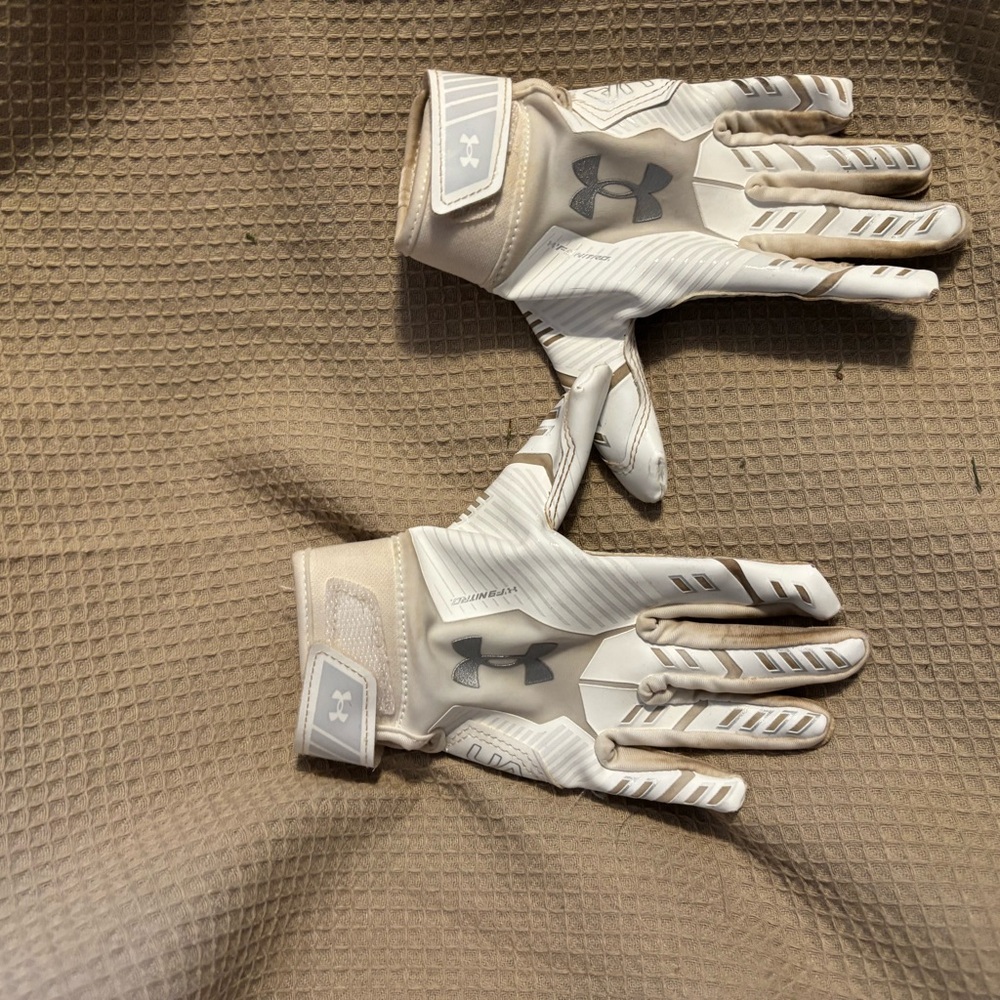 Under Armour White and Gray Athletic Gloves